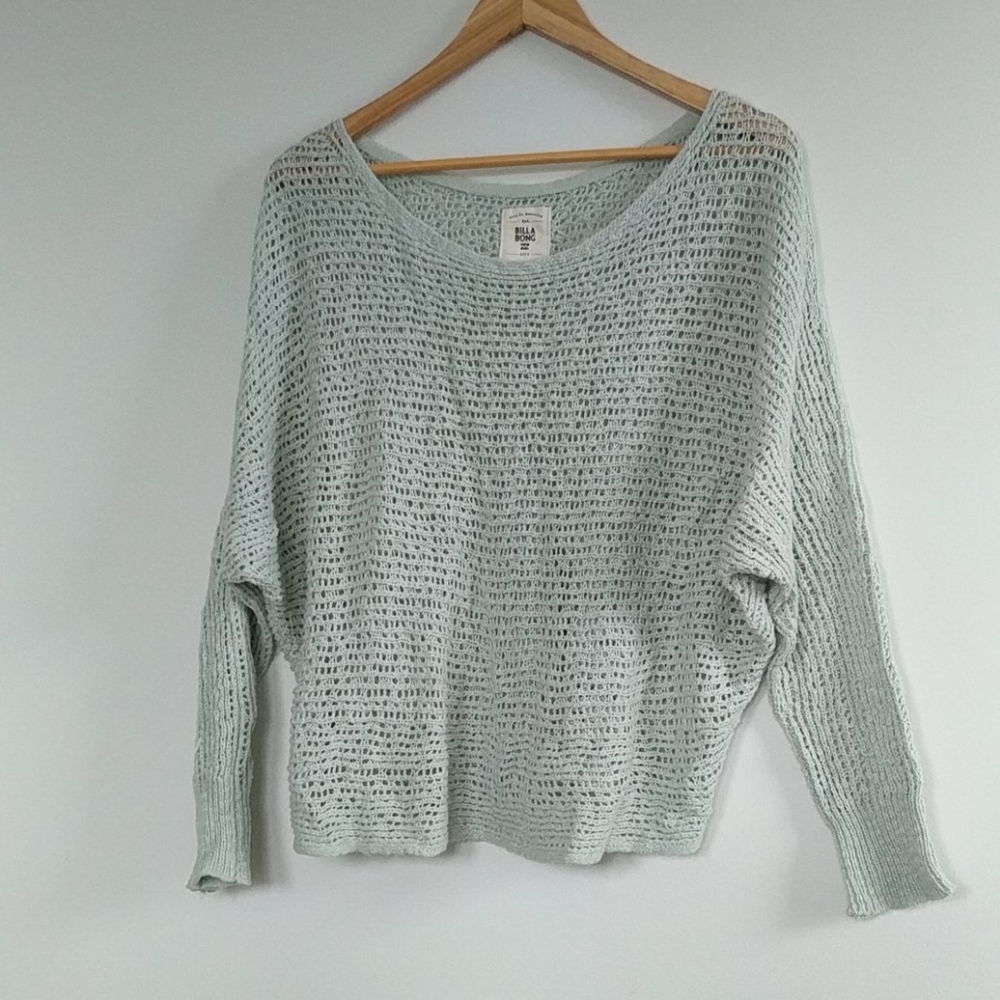 Billabong mint sweater